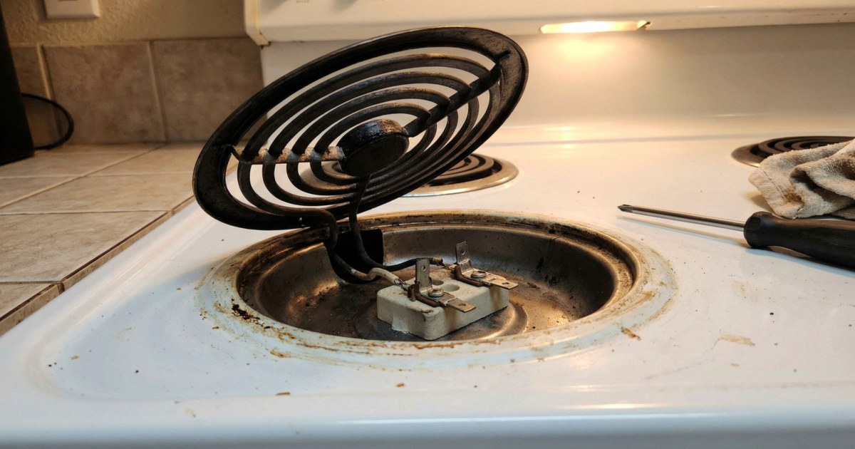 Replacing an Electric Range Burner Element: Why the Receptacle Block Matters